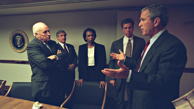 Never before seen photos of Bush administration during 9/11 