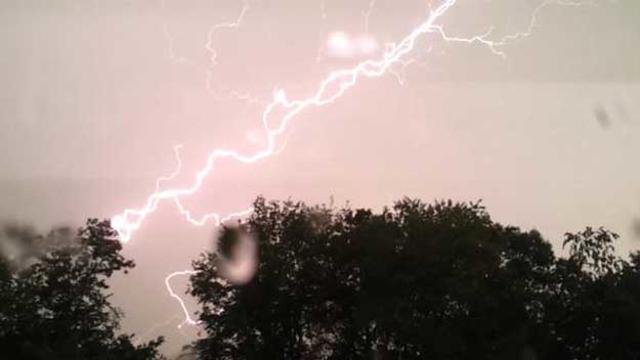 franklin-lightning.jpg 