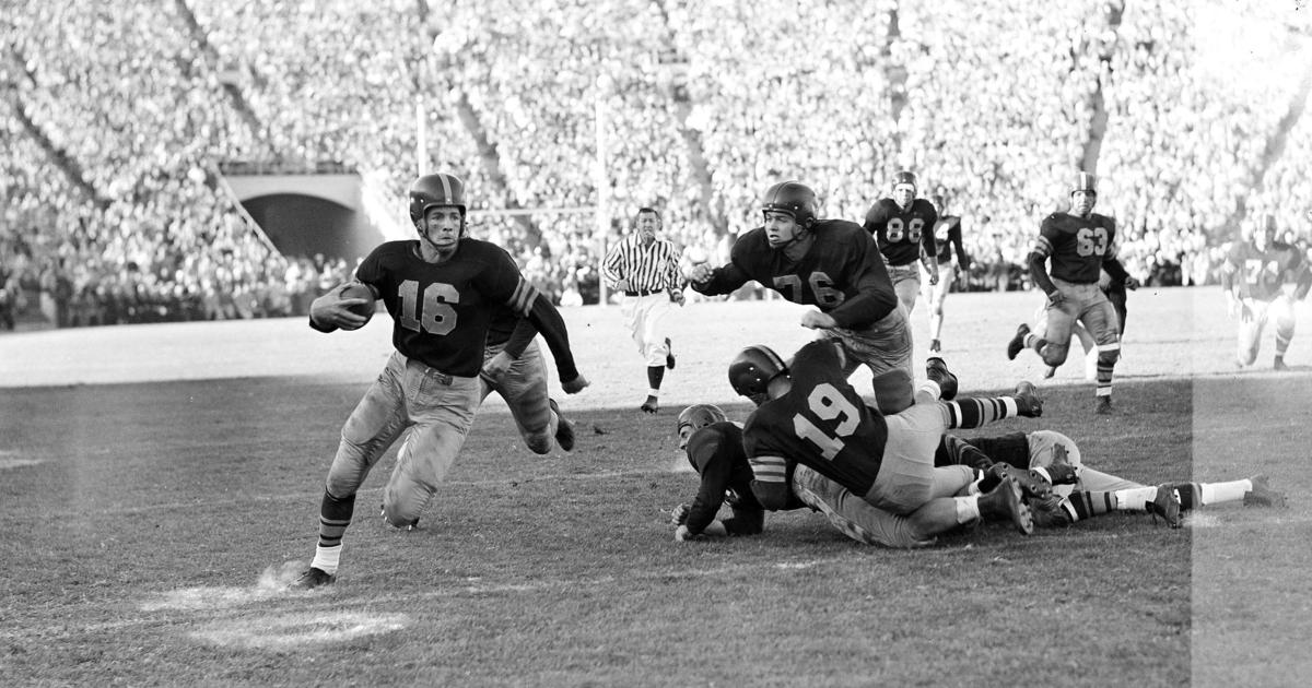 257 Frank Gifford New York Giants Photos & High Res Pictures - Getty Images