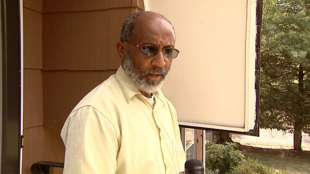 ​New Jersey teacher Arnold Anderson speaks to CBS New York station WCBS-TV Aug. 27, 2015. 