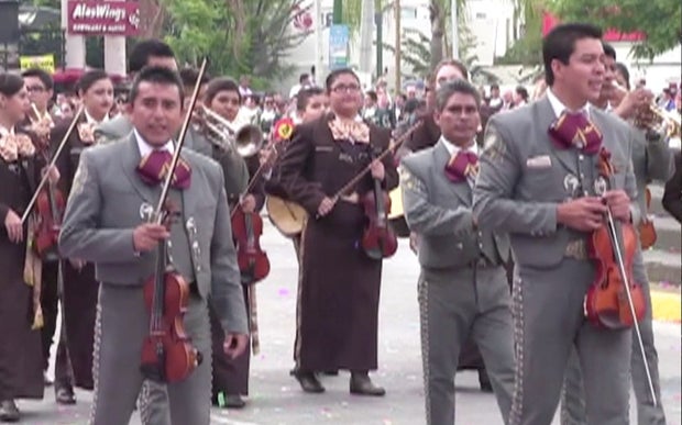 mariachi1.jpg 