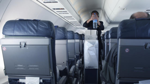 flight-attendant.jpg 