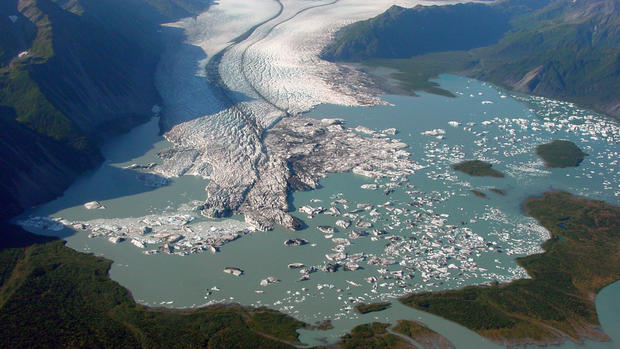 Vanishing glaciers of Alaska 