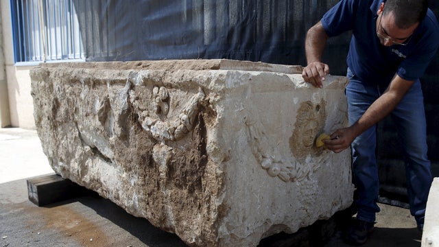 Israel sarcophagus.jpg 