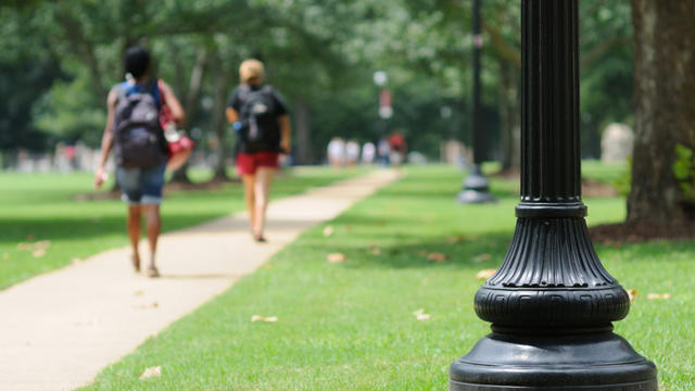 students-walking-college-campus.jpg 