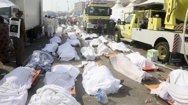 Hajj stampede prompts investigation in Saudi Arabia over Muslim pilgrims deaths in Mina - CBS News