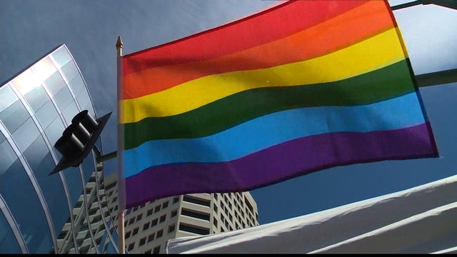 us0902oaklandpride640x360.jpg 