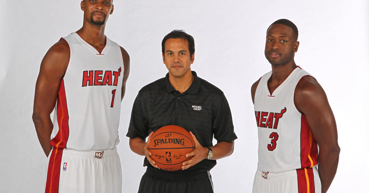 Head coach Erik Spoelstra of the Miami Heat looks across the court News  Photo - Getty Images