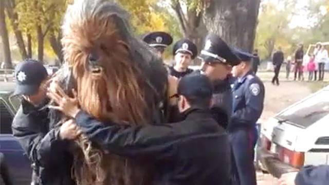 chewbacca-arrest-youtube-russian-hour.jpg 