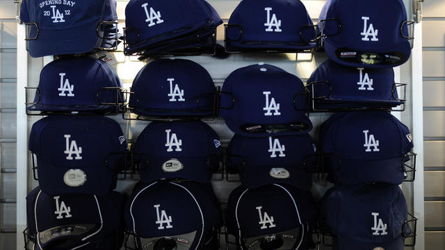 Top 3 2015 Dodgers Giveaways - CBS Los Angeles