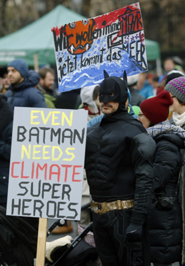 climate-protests-rtx1wcbp.jpg 