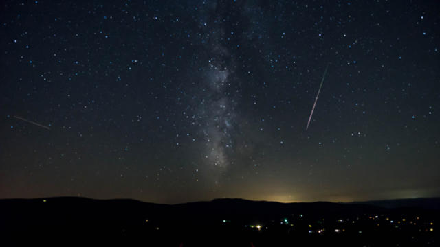 meteorshower.jpg 