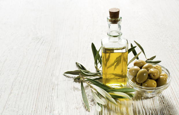 olive-oil-bottle.jpg 