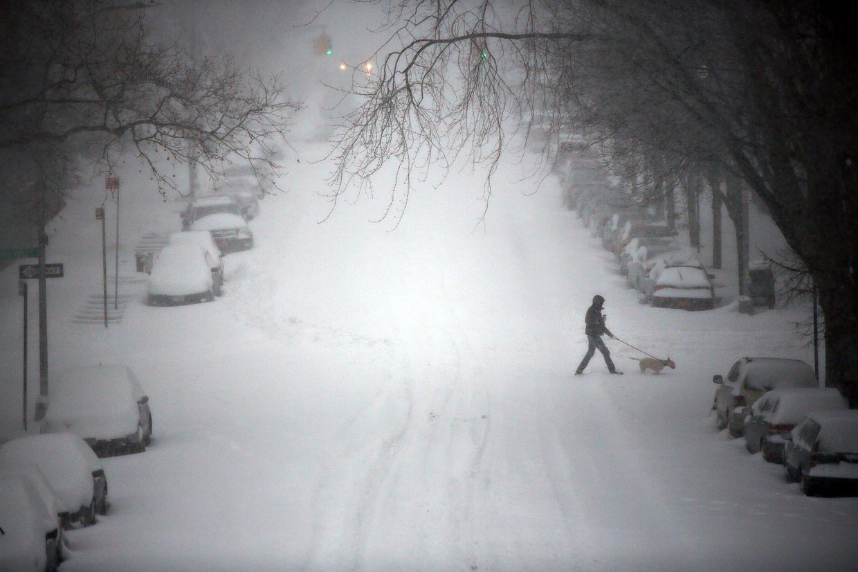 Massive blizzard buries East Coast