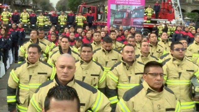 cbsequiposnuevosbomberos.jpg 