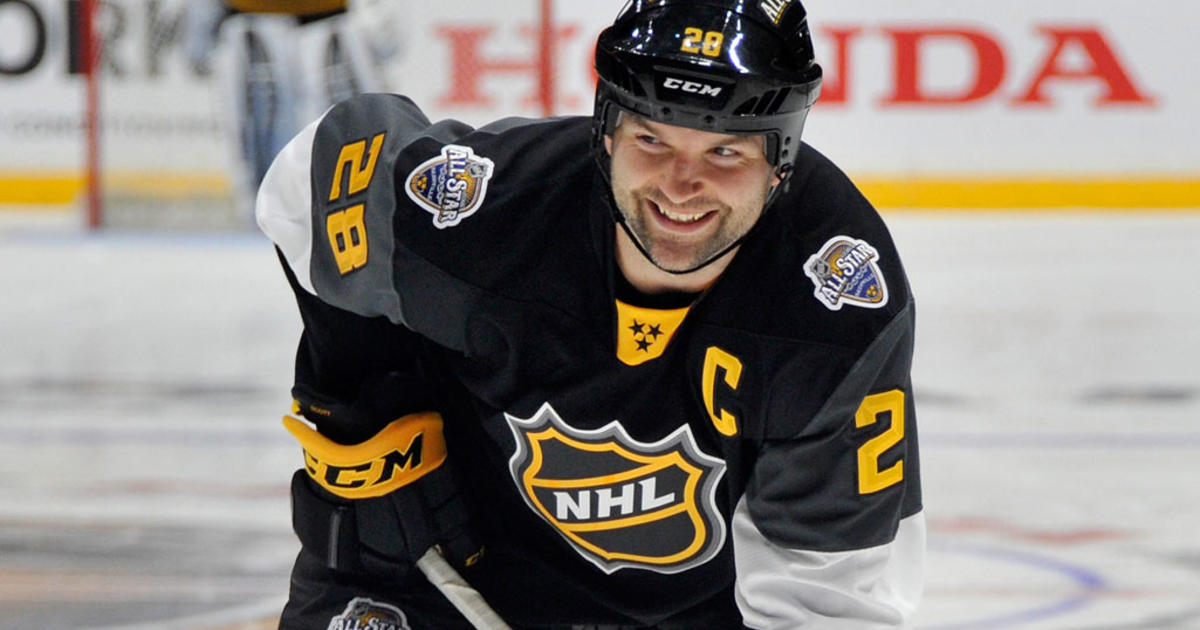 NHL  John Scott, fan vote as captain, gets MVP at All-Star Game