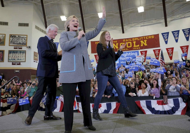 2016-02-01t124333z200738263gf10000291942rtrmadp3usa-election-clinton.jpg 