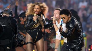 Beyoncé and Bruno Mars join Coldplay for the Super Bowl 50