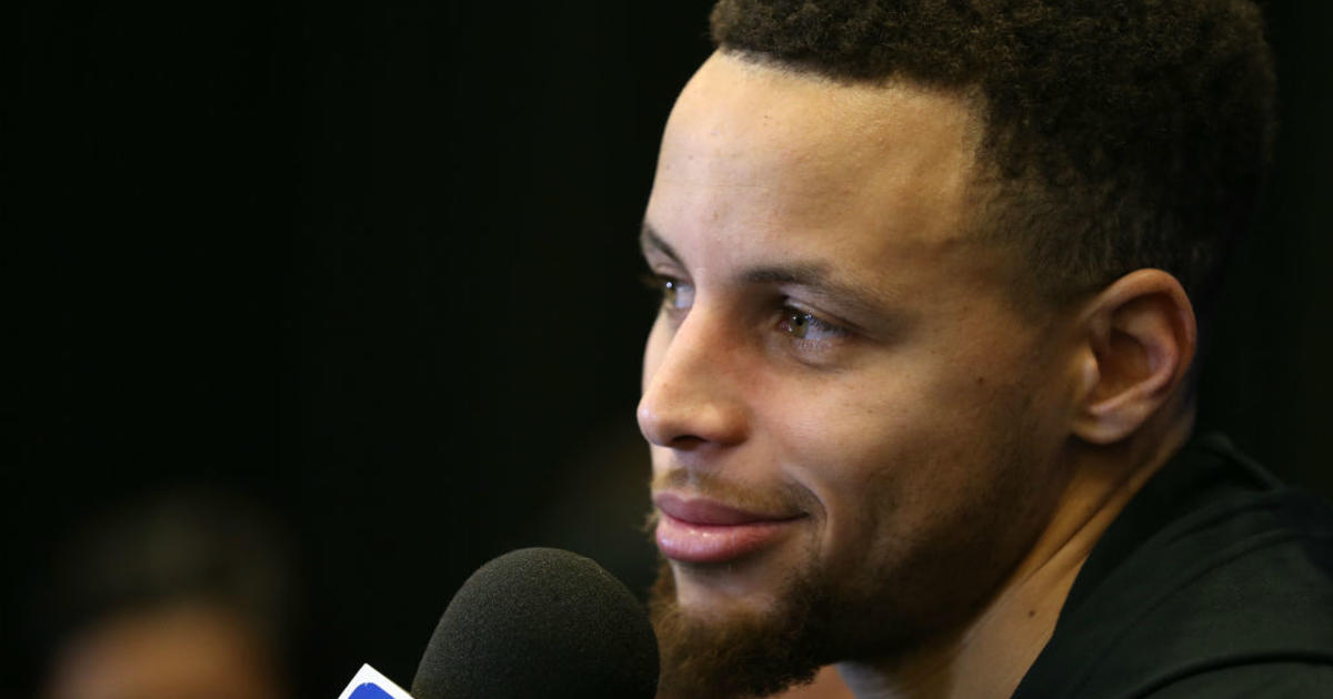 Steph Curry nearing $1 billion lifetime deal with Under Armor