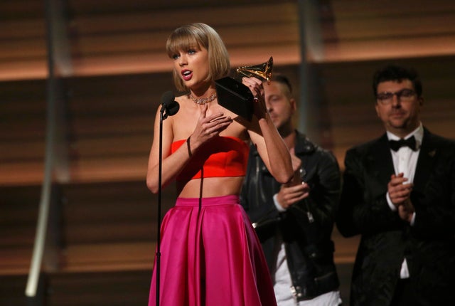 2016-02-16t042845z475162113tb3ec2g0cfmrcrtrmadp3awards-grammys.jpg 