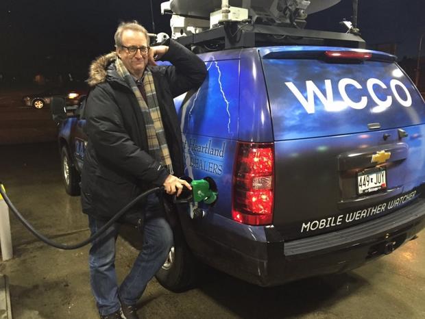mark-rosen-gases-up-the-mobile-weather-watcher.jpg 