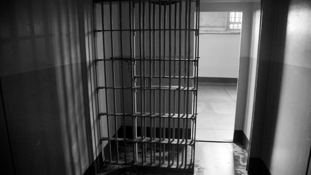 empty-jail-cell.jpg 