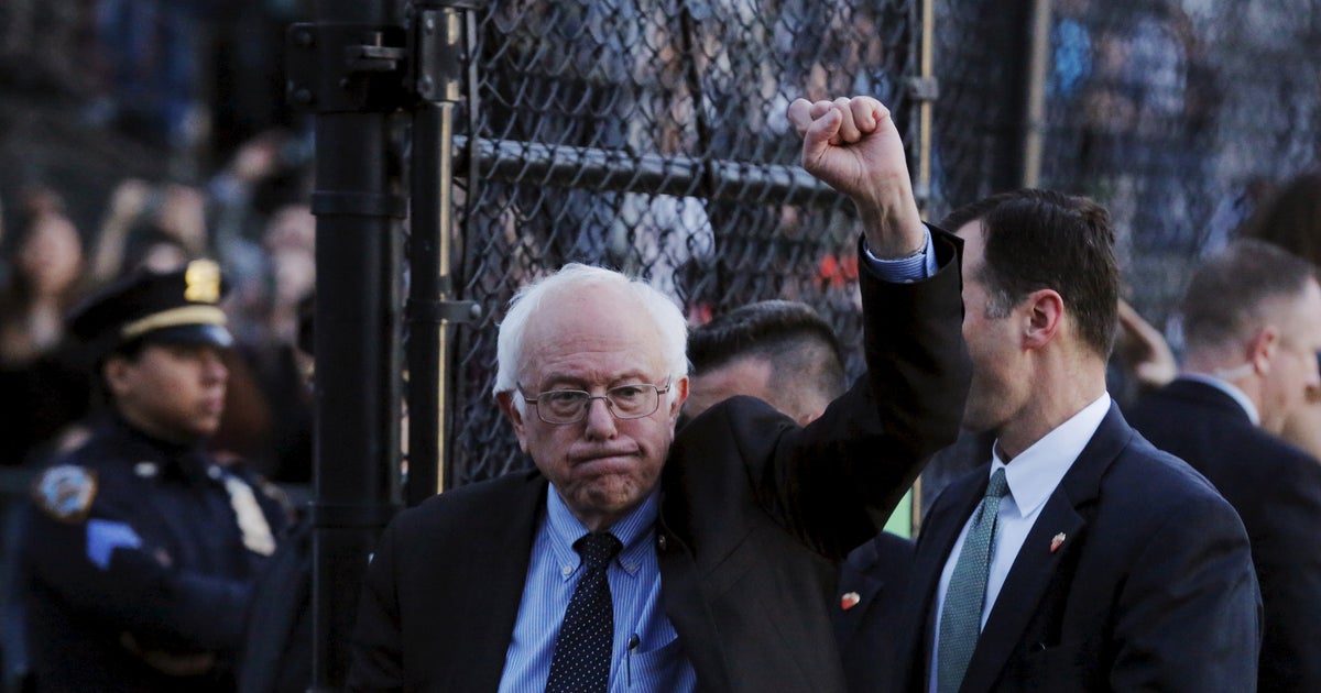 Hillary Clinton, Bernie Sanders virtually tied in national Democratic(01)