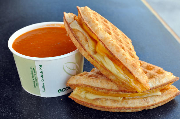 Bruxie - Cheesy Bruxie Combo with Tomato Basil Soup 