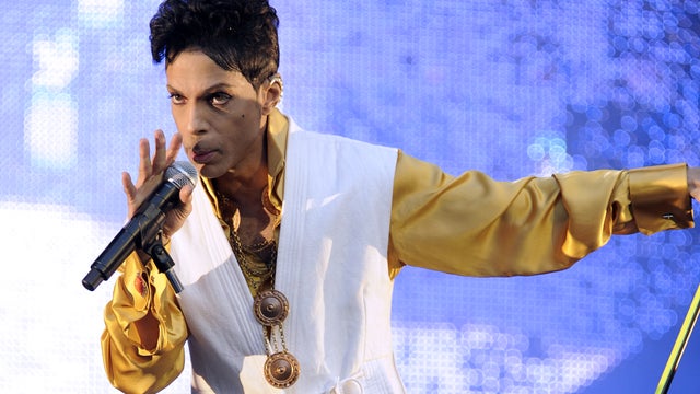 prince-2011-gettyimages-119005799.jpg 