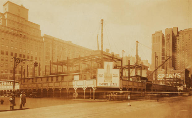 empire-state-building-nypl-01-construction.jpg 