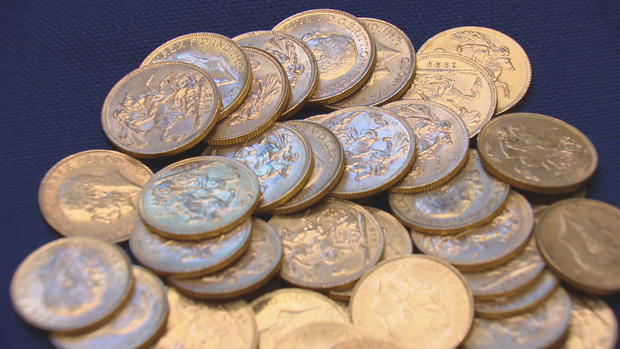gold-sovereign-coins.jpg 