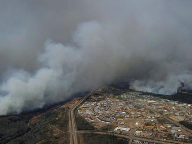 462056787canada-wildfire-fortmcmurray.jpg 