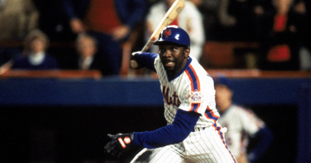 Mookie Wilson Little Roller Up Along First Signed New York Mets
