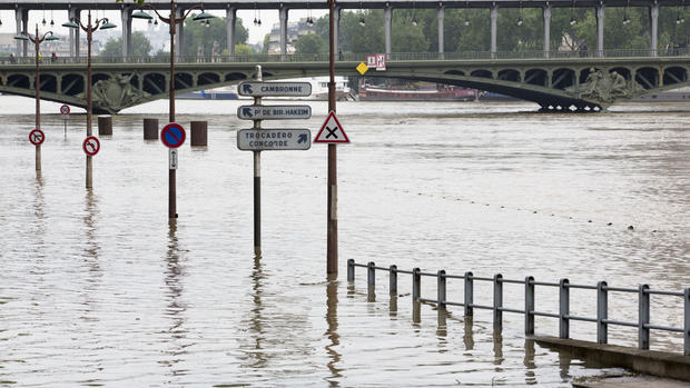 The Seine floods Paris 
