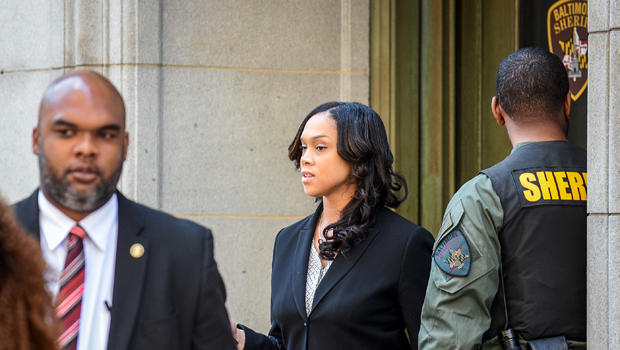 ​Baltimore City State's Attorney Marilyn Mosby departs the courthouse on the first day of the Caesar Goodson trial in Baltimore, Maryland, June 9, 2016. 