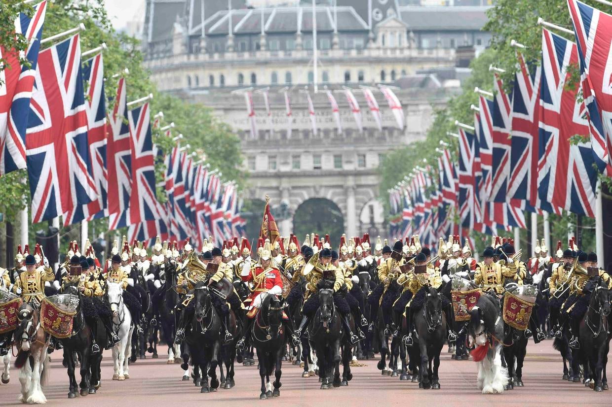 Queen Elizabeth II's birthday marked with huge celebration - CBS News