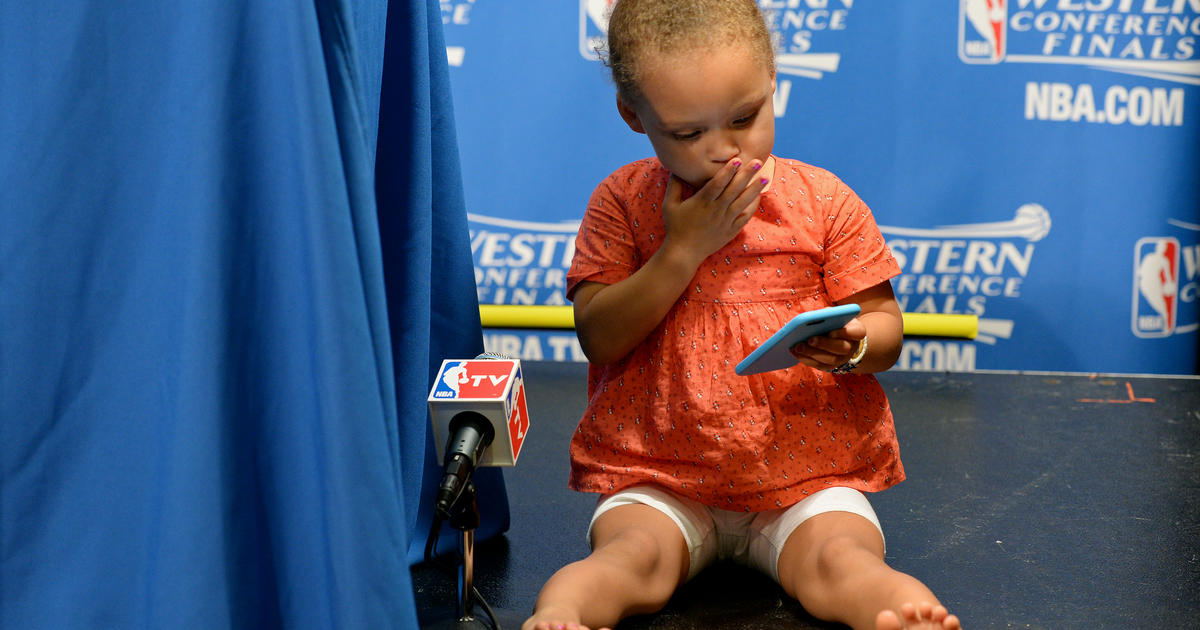 Internet trolls target Steph Curry's three-year-old DAUGHTER in tweets