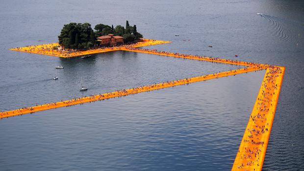 Walking on water with Christo 