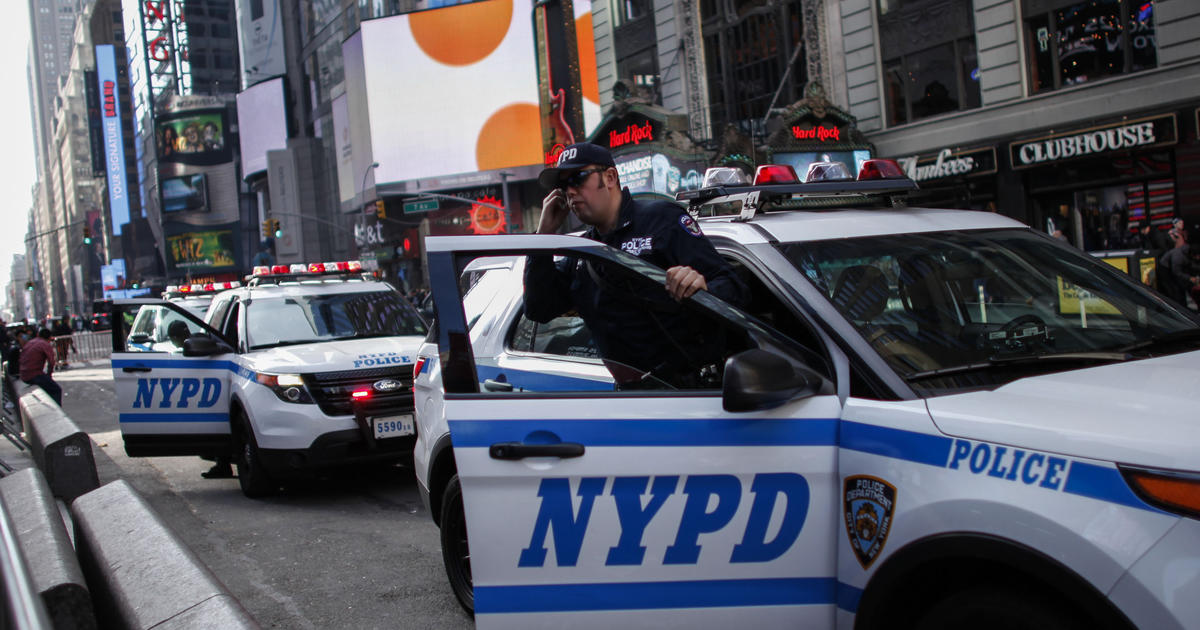 Corruption Cases Casts Harsh Light On NYPD Handgun Permits - CBS DFW