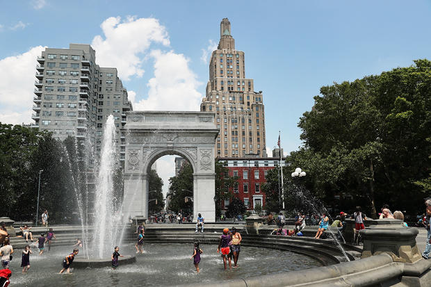 New York City Under Heat Alert Issued By National Weather Service 