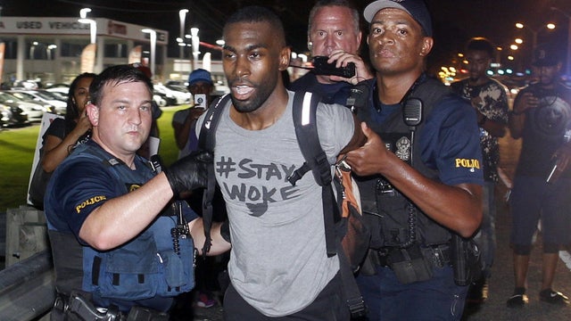 Police ambushed in Dallas 