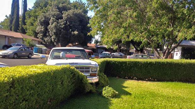 Pickup Truck Crashes Into Front Yard Hedge in Vacaville 