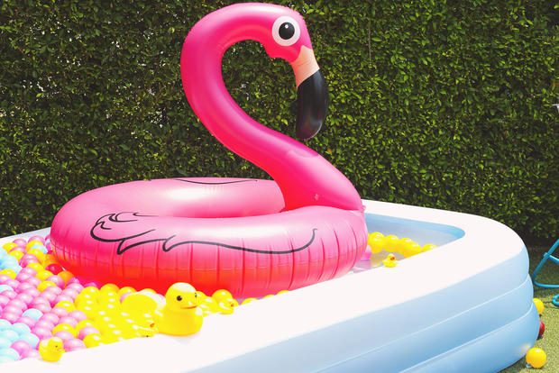 pool toy flamingo 