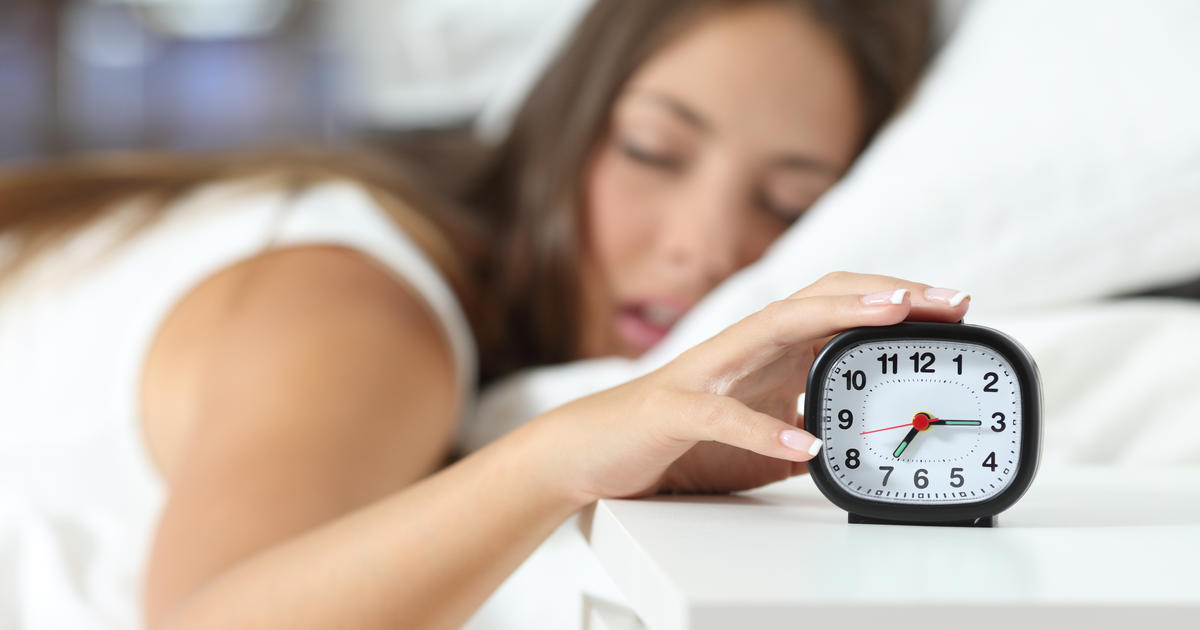 Is Snoozing the Alarm Good or Bad for Your Health?