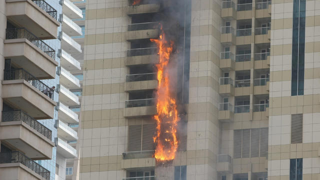 dubaitowerfire.jpg 