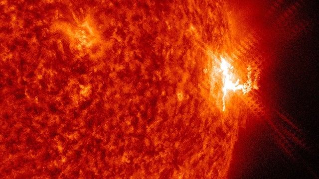 solar-flare-saturday-july-23-2016-closeup.jpg 