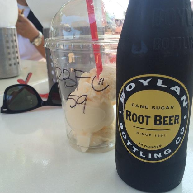 oinkster root beer float 