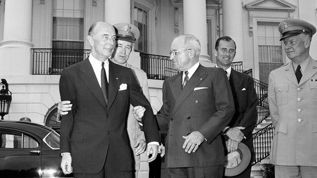 ap5206011271-truman-eisenhower.jpg 
