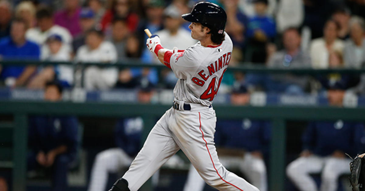 Andrew Benintendi gets first two hits in first major-league start