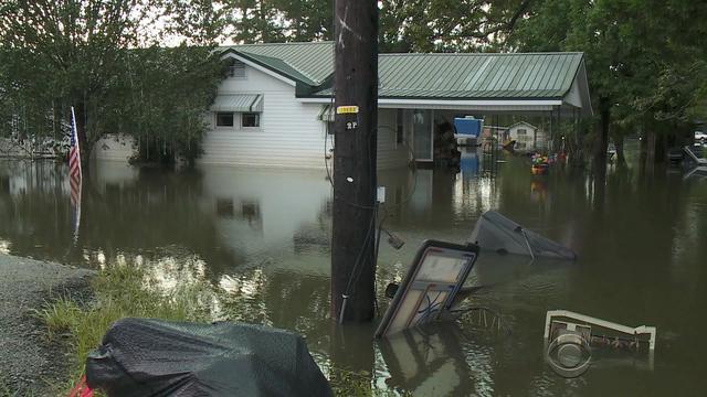 0822-en-bojorquezflood-1110661-640x360.jpg 